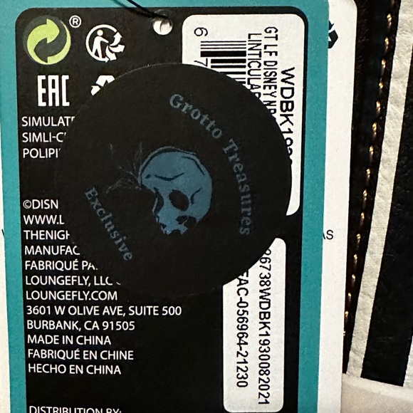 BUY ONE GET ONE 50% OFF 

BNWT Loungefly Disney Nightmare Before Christmas Mayor - Picture 6 of 7